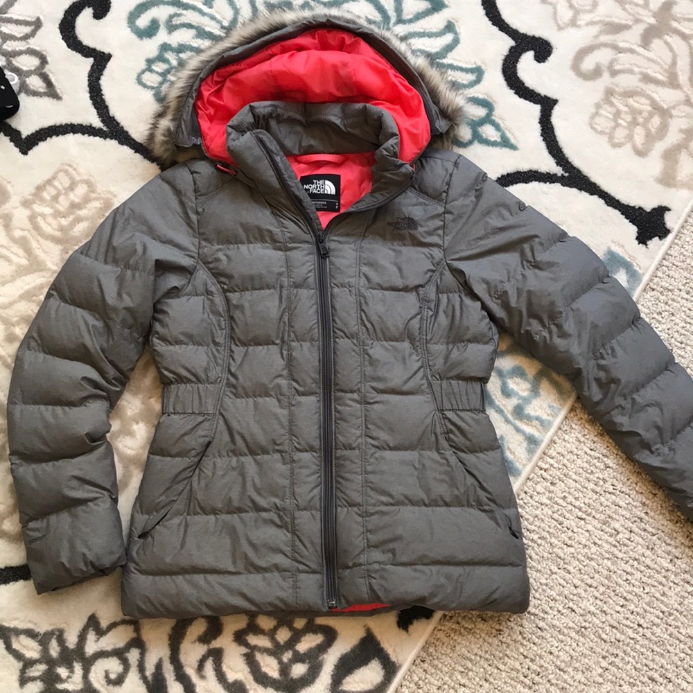 Women’s North Face furhooded 550 Down Jacket Small - Picture 2 of 7